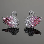 Boucles d'oreilles cygne en zircon pour femme – Boucles d'oreilles longues cygne en cuivre plaqué or serties de micro-pavés de zirconiums cubiques | Bijoux élégants style déesse