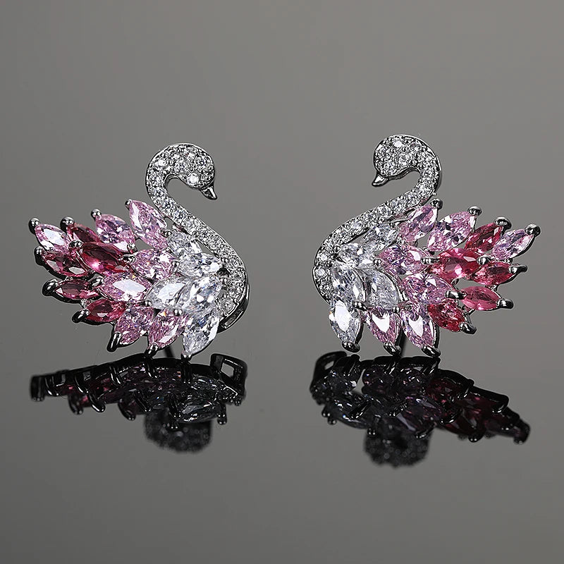 Boucles d'oreilles cygne en zircon pour femme – Boucles d'oreilles longues cygne en cuivre plaqué or serties de micro-pavés de zirconiums cubiques | Bijoux élégants style déesse
