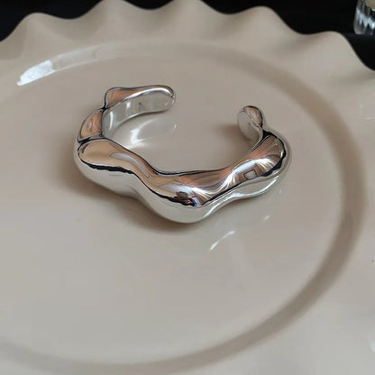 Irregular Geometric Twisted Cuff Bangle – Vintage Statement Bracelet for Women