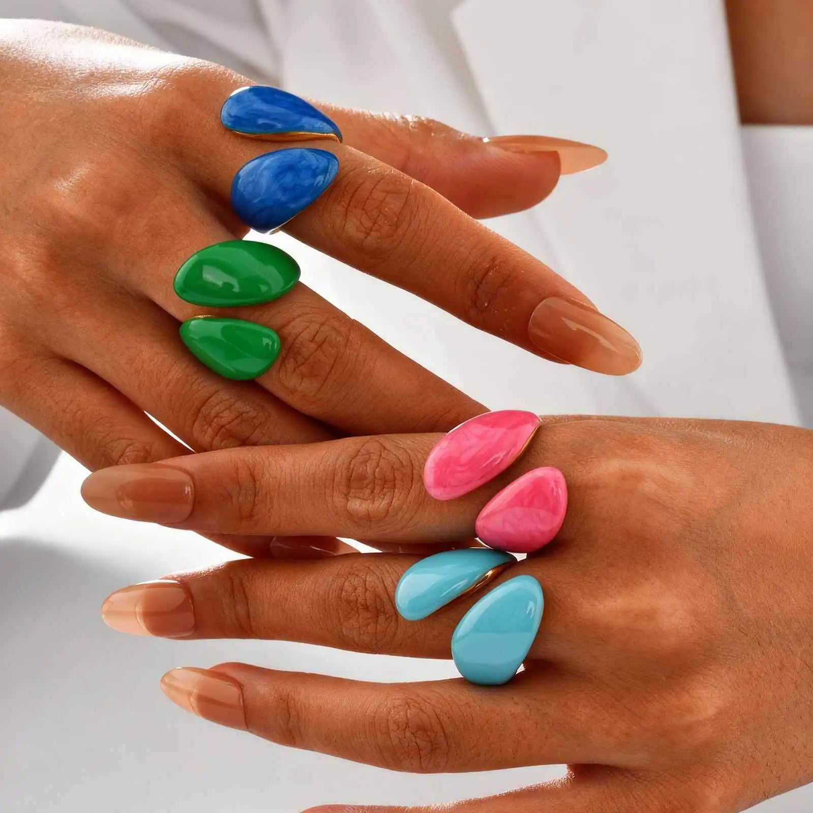Bague torsadée épaisse en émail pour femme – Bague croisée ouverte en acier inoxydable plaqué or, anneau empilable étanche (bleu/vert/rose)