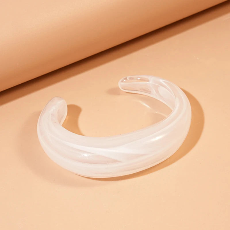 Trendy Multicolor Irregular Acrylic Cuff Bracelet – Geometric Open Bangle for Women