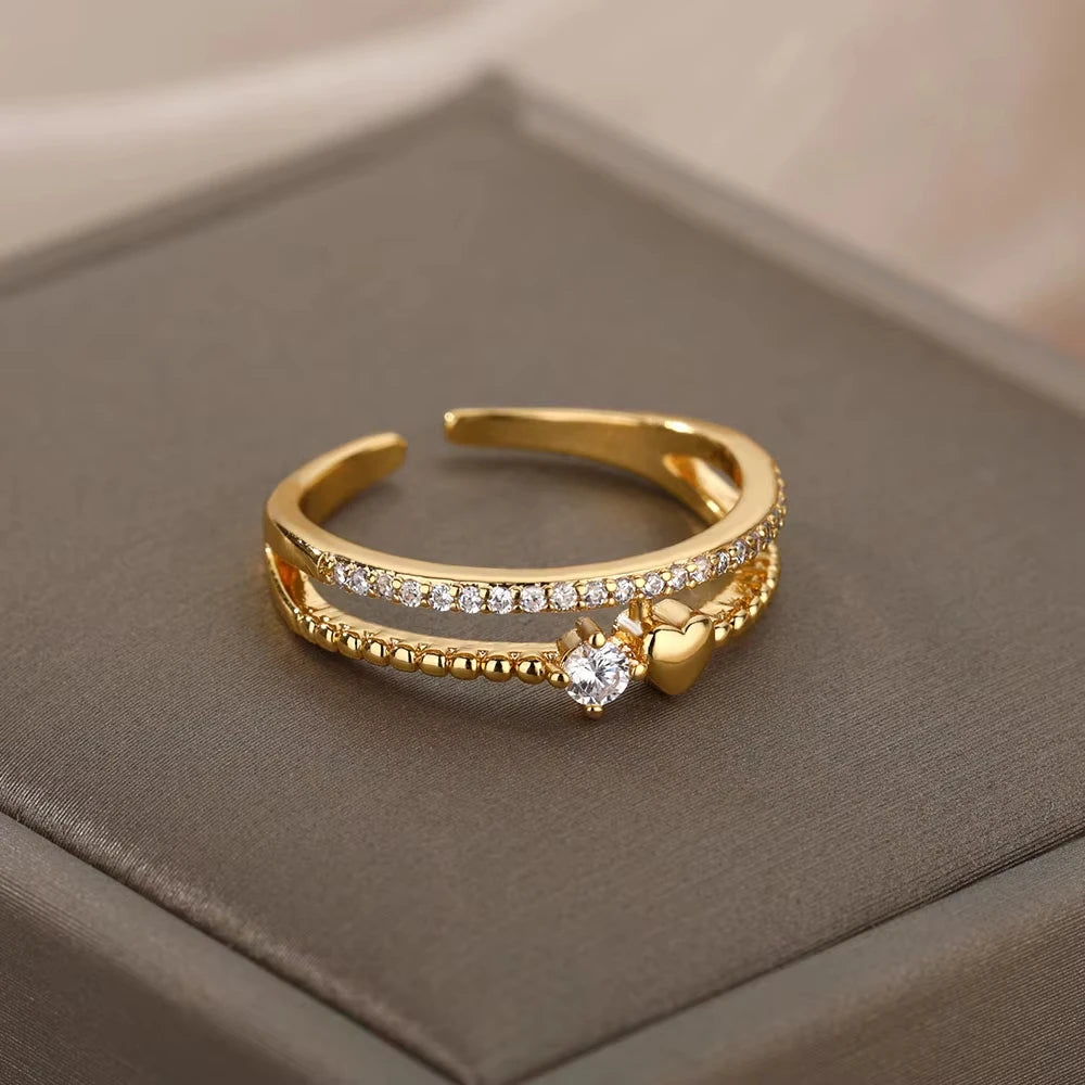 Bague ouverte géométrique ELARIAH plaquée or 18 carats et zircon – Alliance ajustable en acier inoxydable pour femmes, idéale pour les mariages et les fêtes.