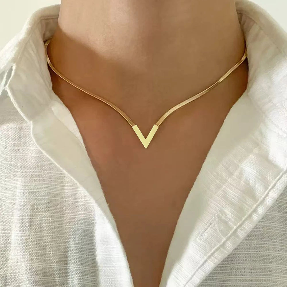Collier pendentif géométrique en acier inoxydable – Bijou minimaliste unisexe pour hommes et femmes
