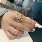 Bague vintage plissée irrégulière en or – Bague géométrique Y2K en métal liquide pour femme