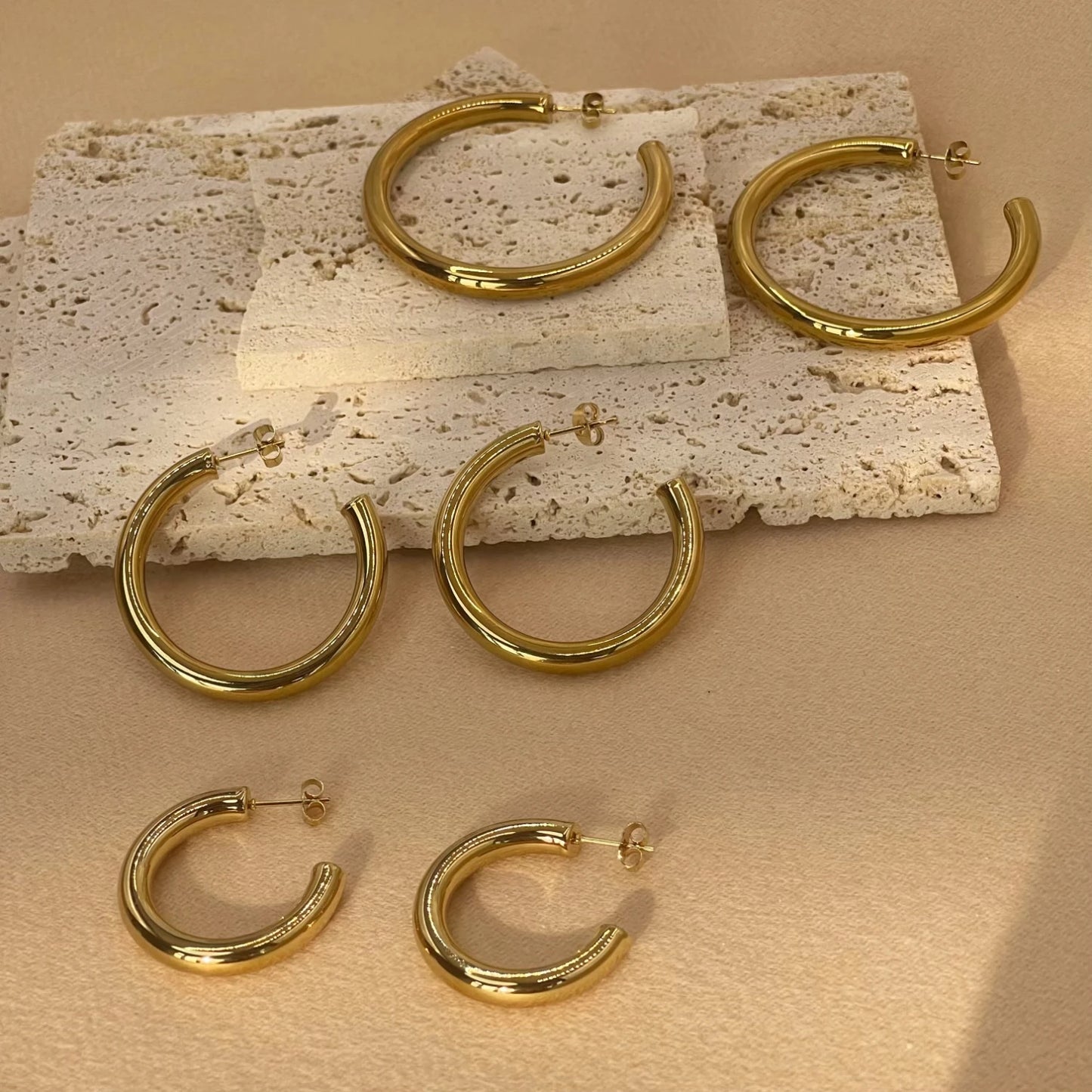 Classic Large Stainless Steel Hoop Earrings – Gold & Silver Tone, 30/40/50mm