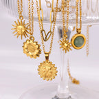 Collar geométrico con colgante de girasol: cadena de acero inoxidable para clavícula para mujer