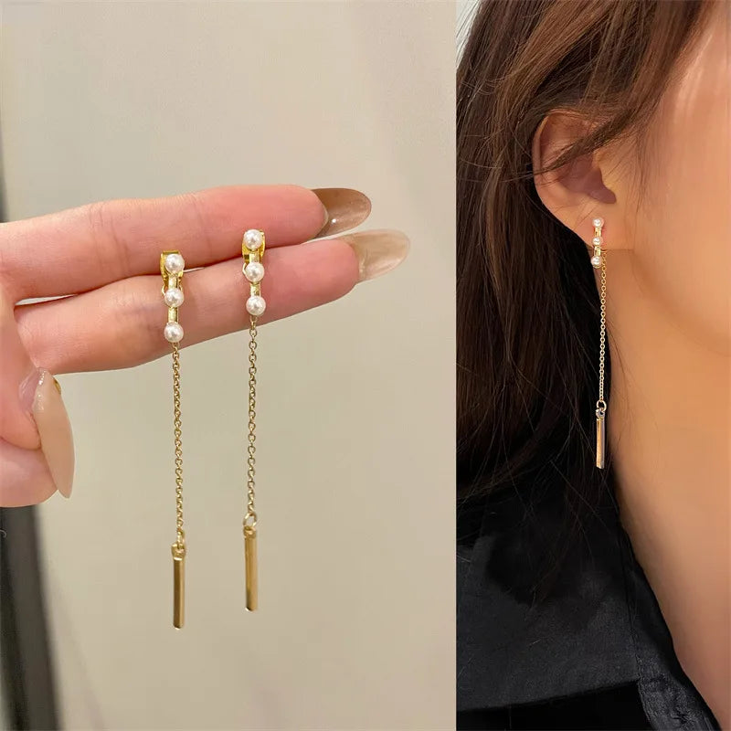 Boucles d'oreilles pendantes élégantes à longues pampilles et perles – Bijoux tendance en métal pour femmes