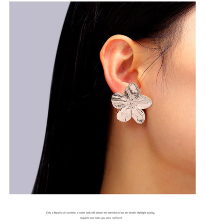 Unift Vintage Flower Stud Earrings for Women – Bohemian 14K Gold-Plated Stainless Steel Statement Jewelry
