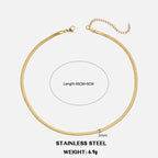 Gargantilla clásica de cadena plana de serpiente: diseño de espiga de acero inoxidable en oro y plata.