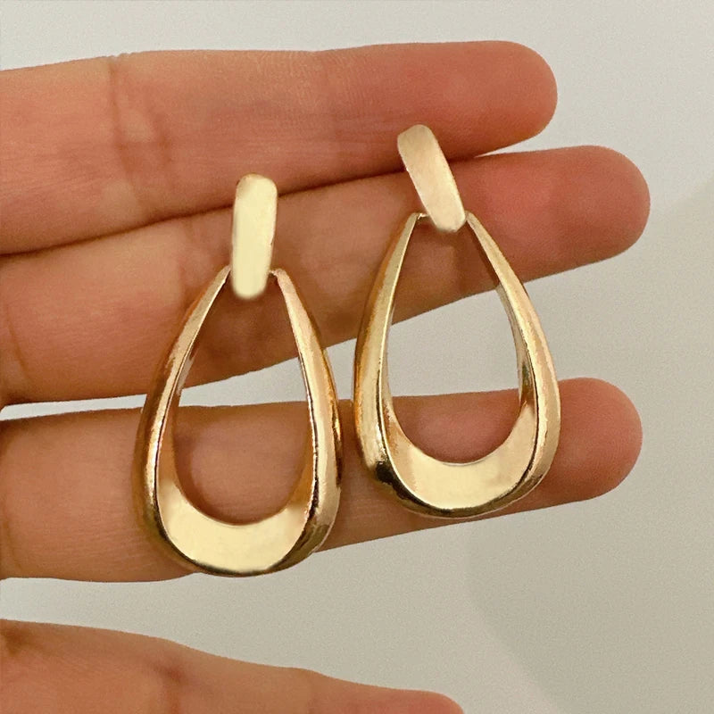 French Style Geometric Drop Earrings – Trendy Statement Jewelry for Women