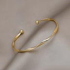 Minimalist Twisted Gold Cuff Bangle Bracelet for Women – Elegant Open Bangle Jewelry