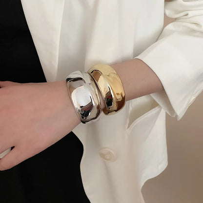 Irregular Geometric Twisted Cuff Bangle – Vintage Statement Bracelet for Women
