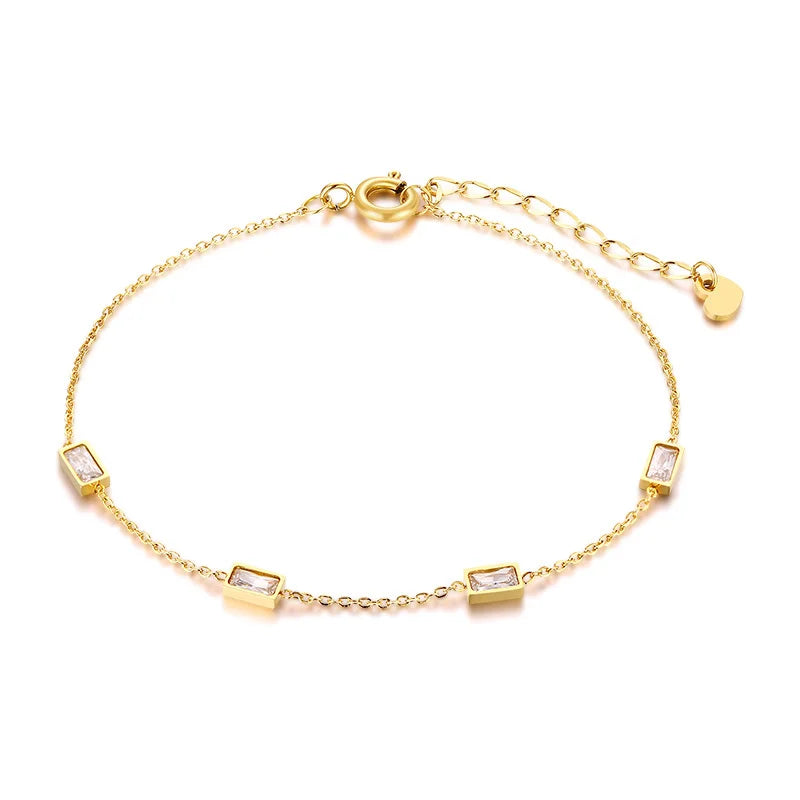 Bracelet minimaliste à breloques croix, croissant de lune et étoile pour femme – Bracelet fin en acier inoxydable à maillons dorés ajustables