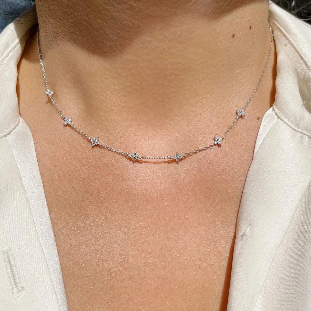 Collier trèfle à quatre feuilles plaqué or 18 carats pour femme – Acier inoxydable avec détails en zircone | Cadeau bijou de luxe