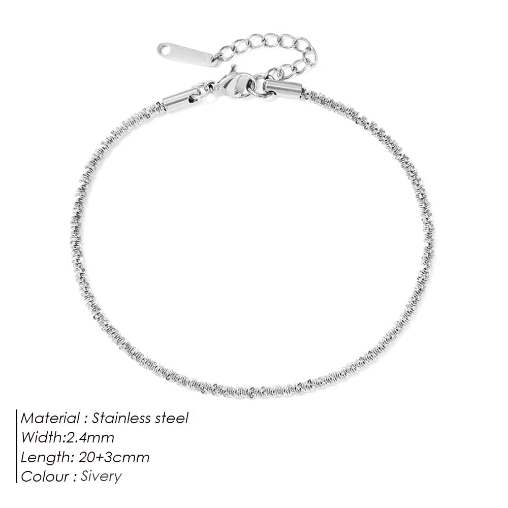 Bracelet de cheville ajustable en acier inoxydable plaqué or pour femme – Bracelet de cheville classique étanche à chaîne 20+3 cm | ELARIAH