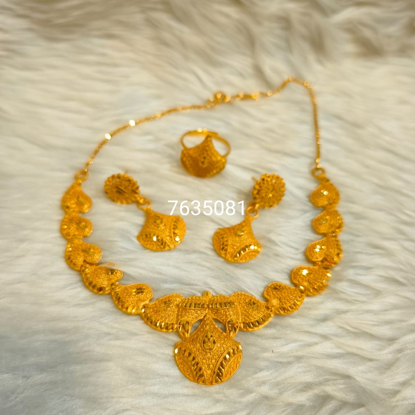 Collar 0142