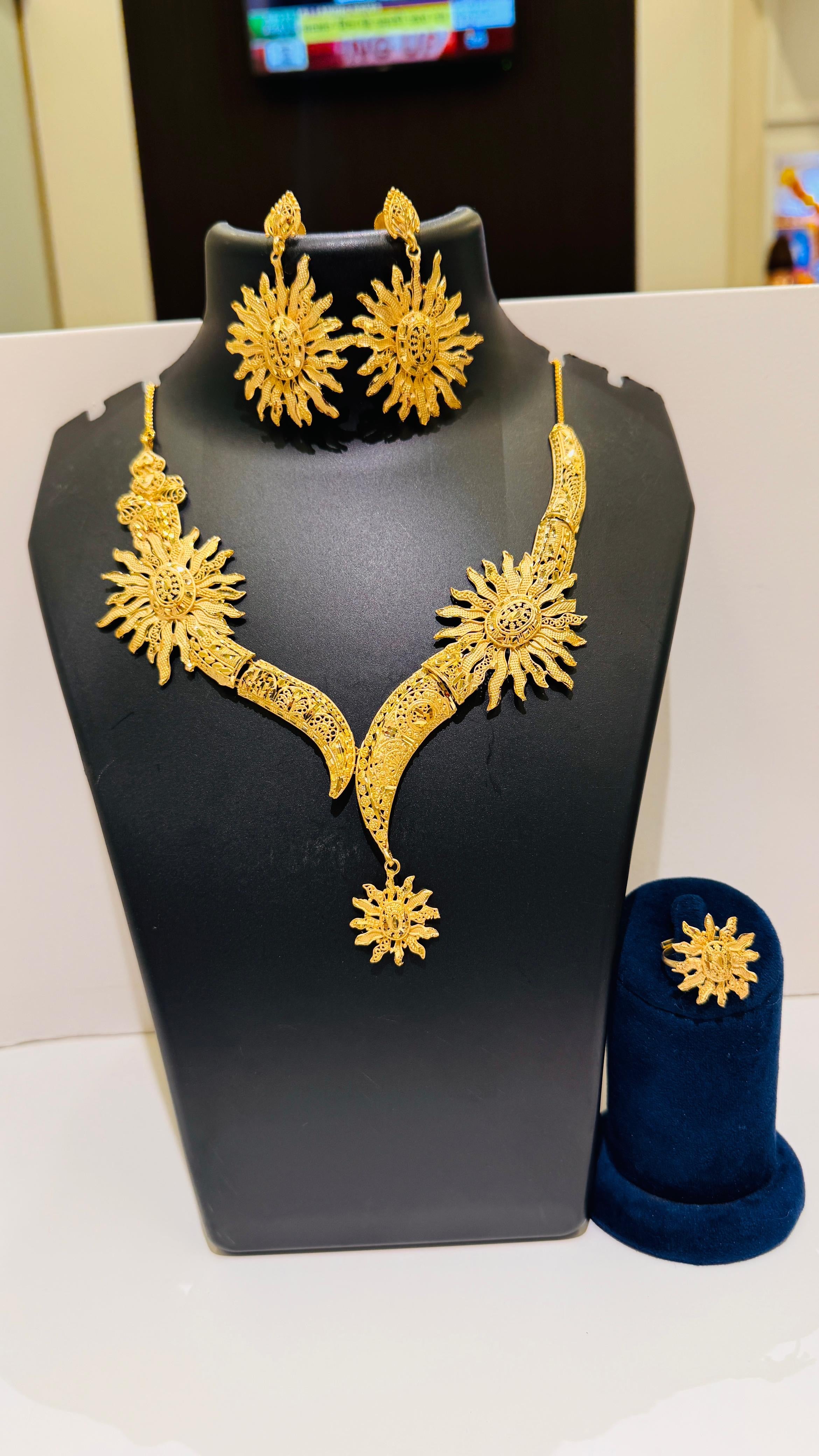 Necklace 0357