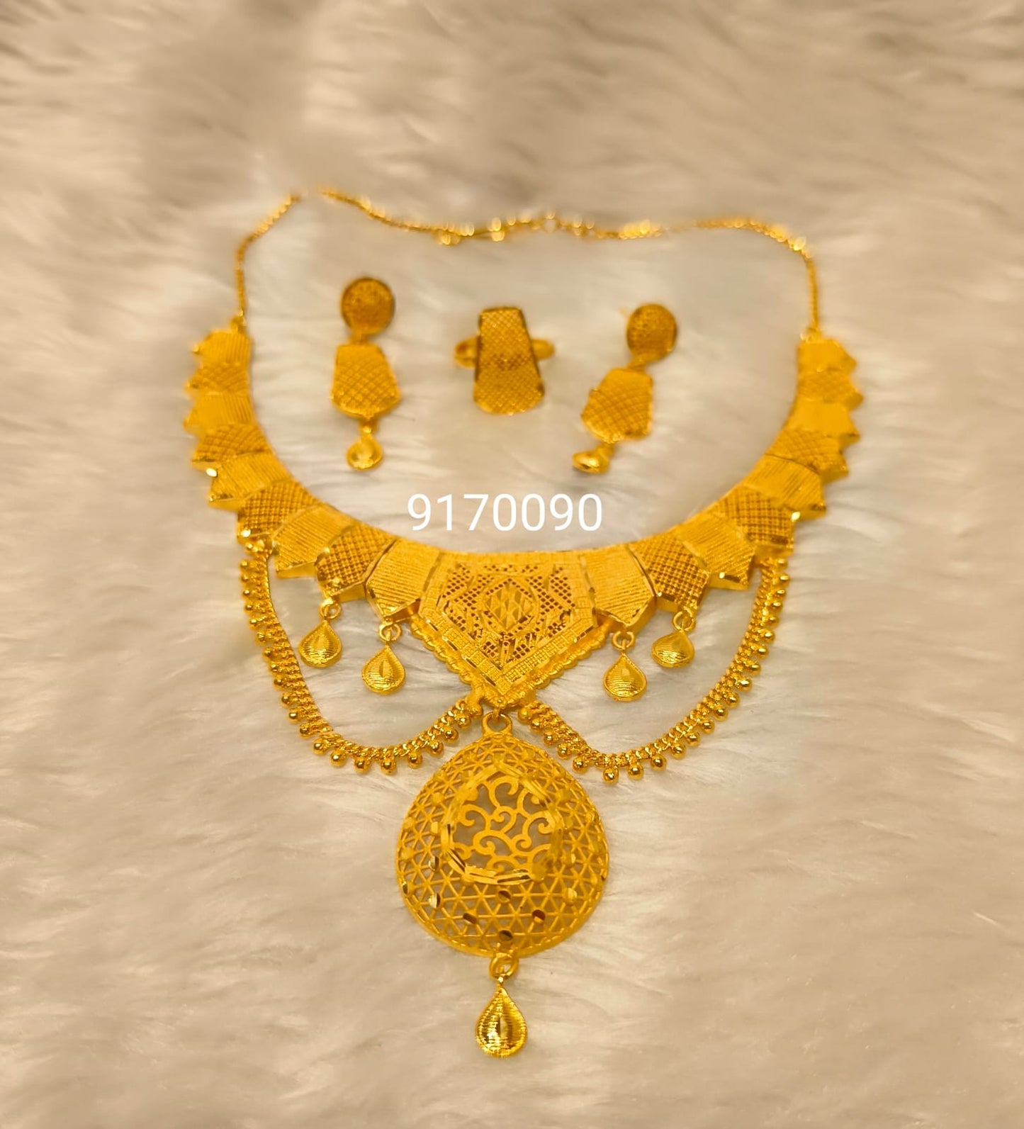 Collar 0379