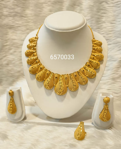 Collier 0574